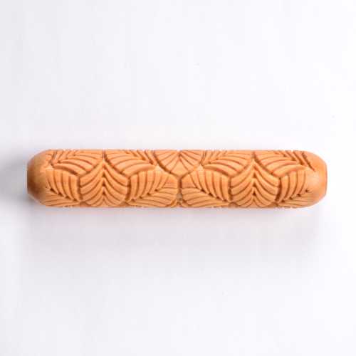 BHR-089 Big Hand Roller – Tri-Leaf