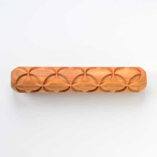BHR-135 Big Hand Roller – Diamonds in Circles