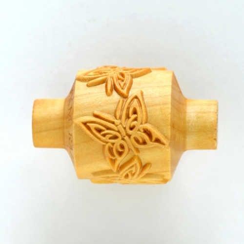 RM-032 Medium Handle Roller – Butterflies