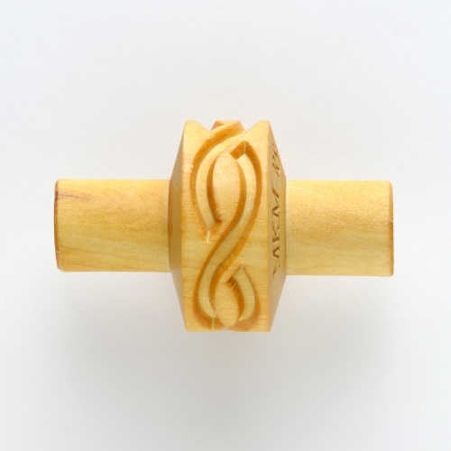 RS-019 Small Handle Roller – Twining Strands