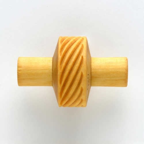 RS-020 Small Handle Roller – Narrow Rope Twining