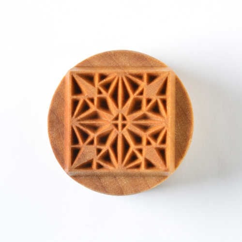 Scl-022 Large Round Stamp – Quilt Block 1