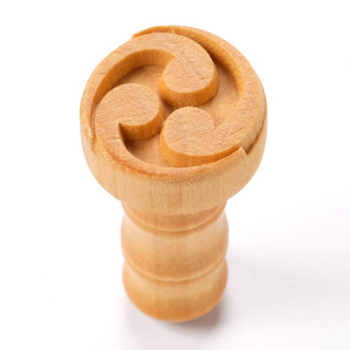 Scm-140 Medium Round Stamp – Japanese Spiral