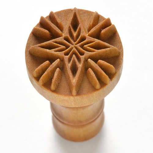 Scm-169 Medium Round Stamp – Christmas Star