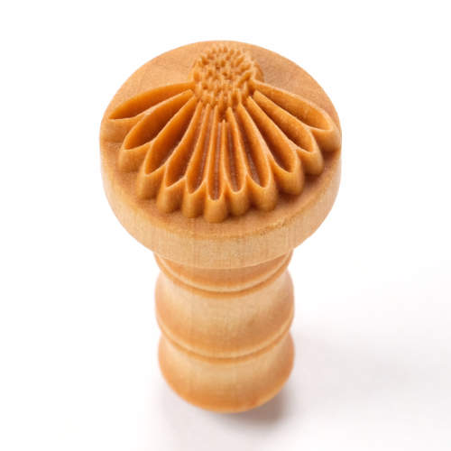 Scm-287 Medium Round Stamp – Coneflower