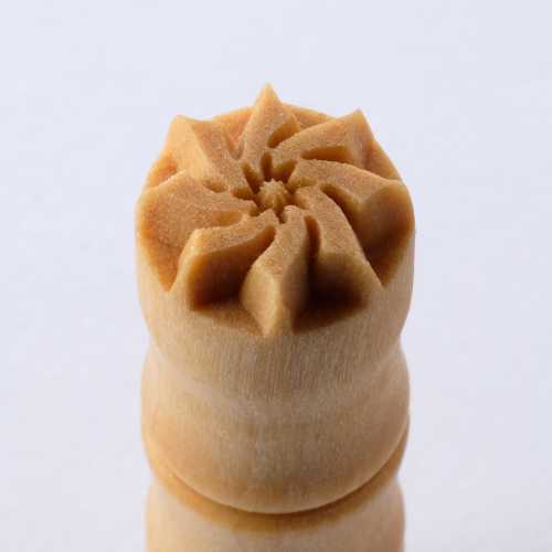 Scs-185 Small Round Stamp – Pinwheel