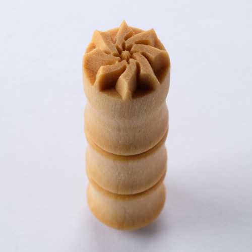 Scs-185 Small Round Stamp – Pinwheel