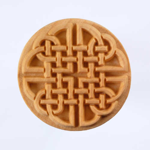 Scxl-015 Extra Large Round Stamp – Celtic Knot