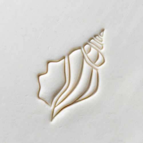 Scxl-044 Extra Large Round Stamp – Conch Shell