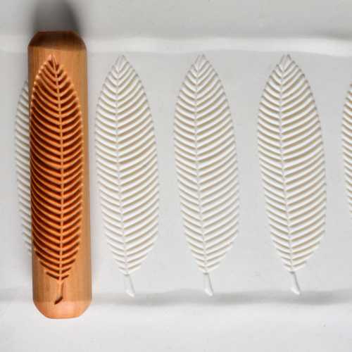 BHR-116 Big Hand Roller – Feathers