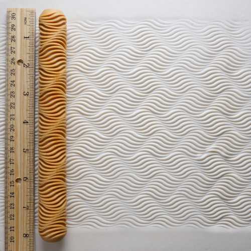 LHR-026 Long Hand Roller – Horizontal Wave Flow