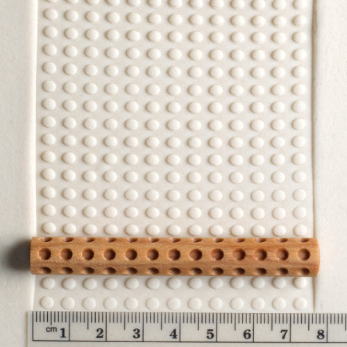 Twig Texture Roller Dots in a Row