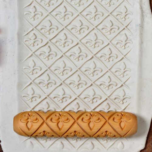 BHR-005 Big Hand Roller – Fleur-de-lis