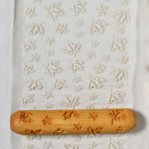 BHR-008 Big Hand Roller – Maple Leaves