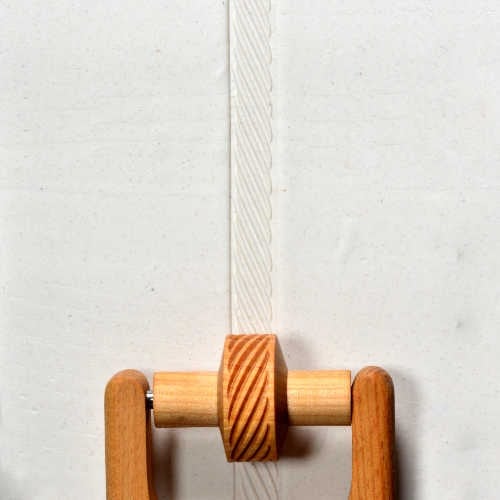 RS-020 Small Handle Roller – Narrow Rope Twining