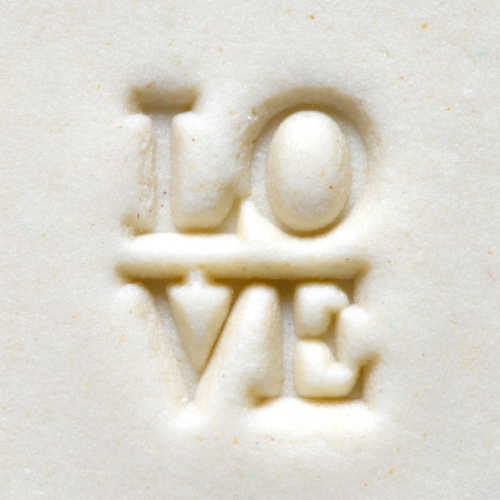 Scs-159 Small Round Stamp – Lo-ve