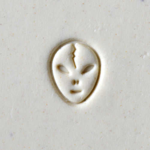 Scs-169 Small Round Stamp – Alien Head