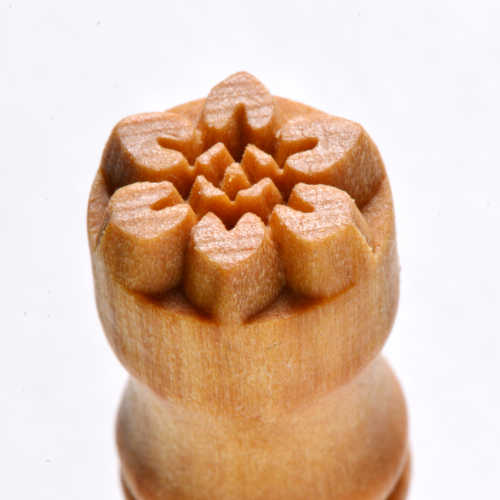 Scs-045 Small Round Stamp – Flower 1