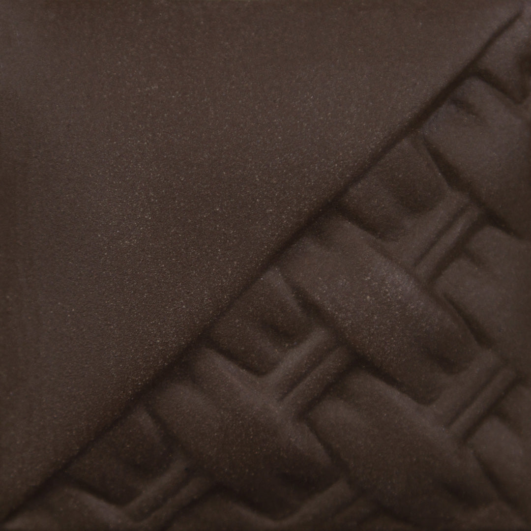 EG-004 Dark Brown Engobe