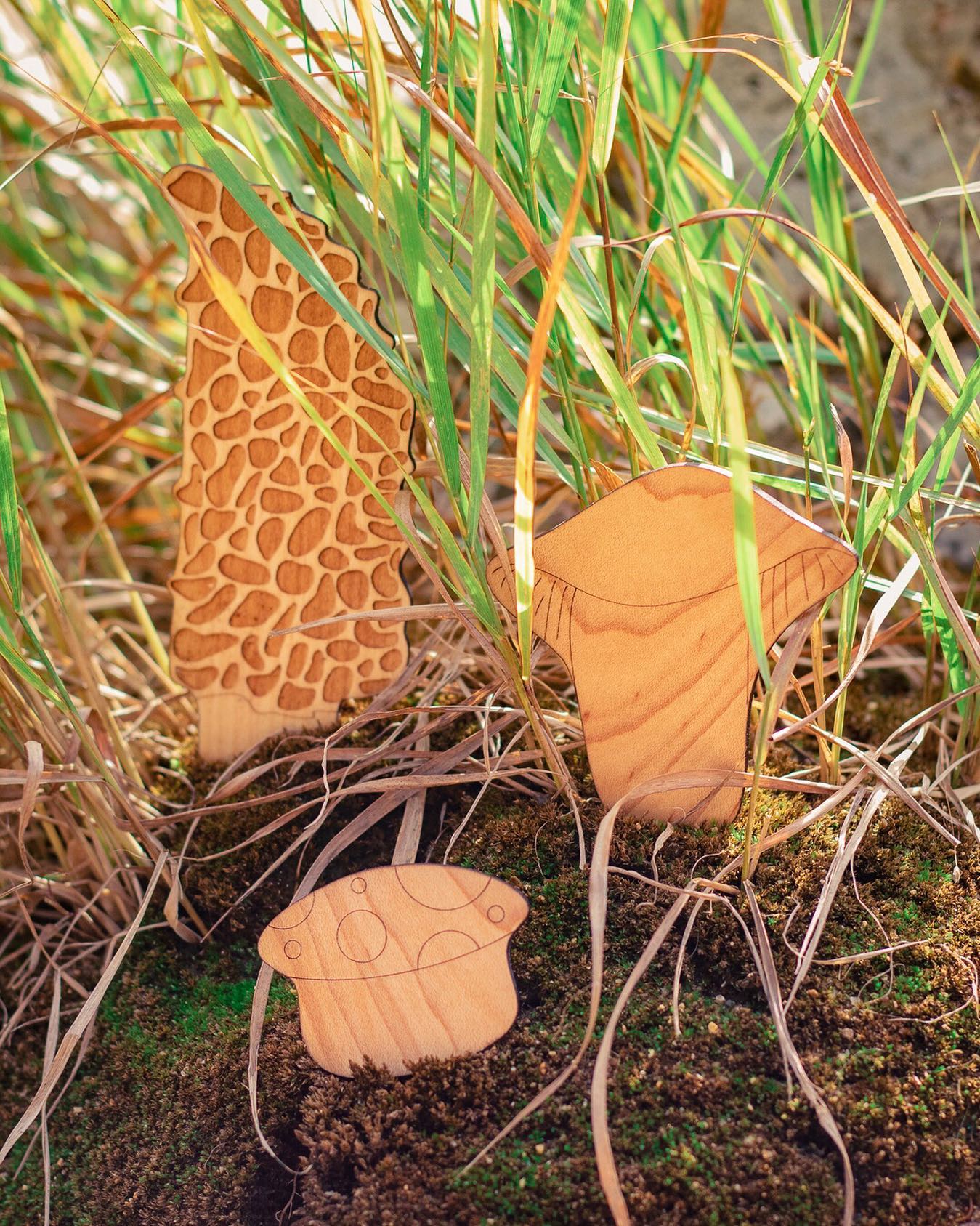 Garrity Mushroom Rib - Great White North Pottery Supplies