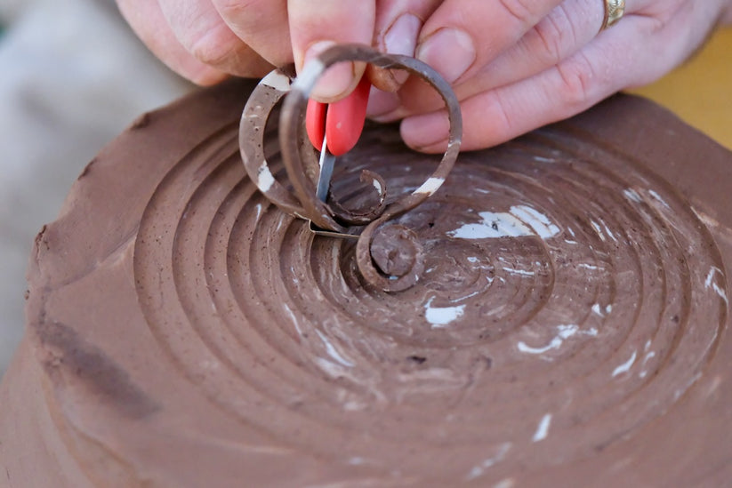 BuschKraft Forge Tool, Red Handle with Fin Blade
