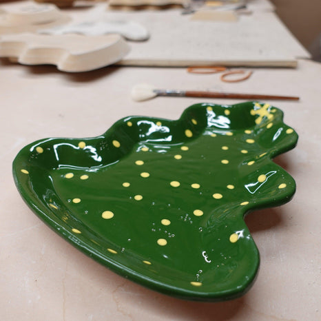 OG Christmas Tree Dish Form
