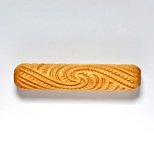 BHR-076 Big Hand Roller – Maori Spirals