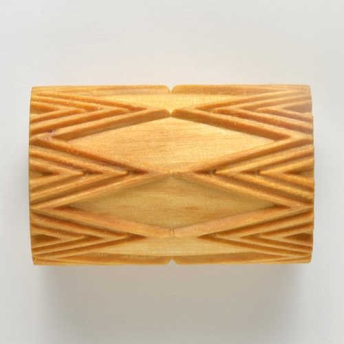 RL-007 Large Handle Roller &#8211; Diamonds