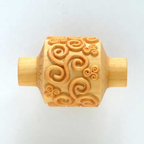 RM-028 Medium Handle Roller &#8211; Tri Spirals