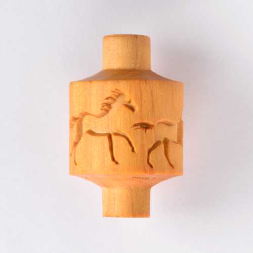 RM-056 Medium Handle Roller &#8211; Running Horses