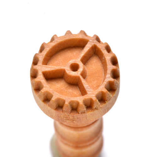 Scm-181 Medium Round Stamp – Three Spoked Gear