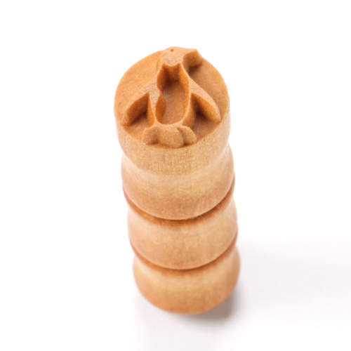 Scs-211 Small Round Stamp &#8211; Happy Penguin
