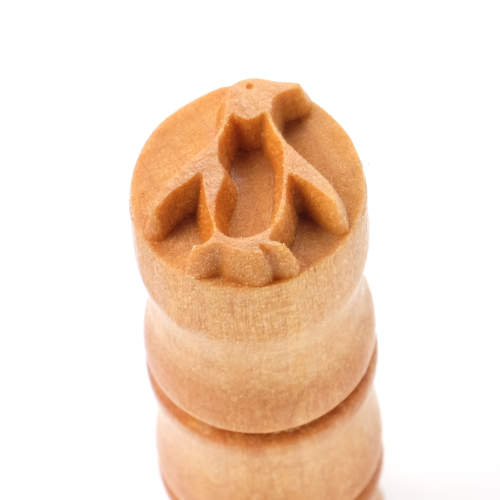 Scs-211 Small Round Stamp – Happy Penguin