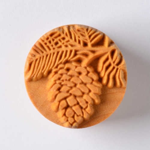 Scl-017 Large Round Stamp &#8211; Pine Cone