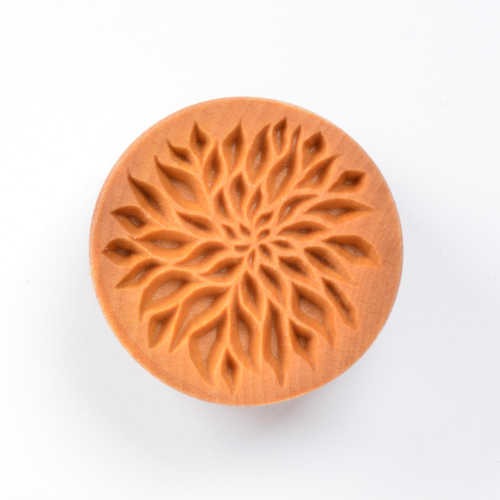 Scl-037 Large Round Stamp &#8211; Dahlia