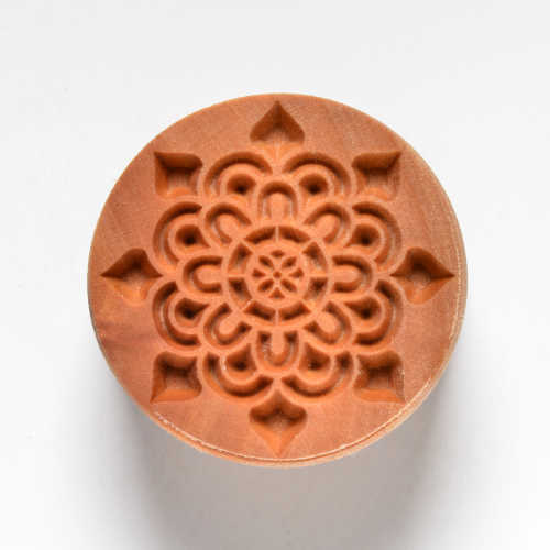 Scl-054 Large Round Stamp – Doily