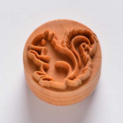 Scl-070 Large Round Stamp – Squirrel