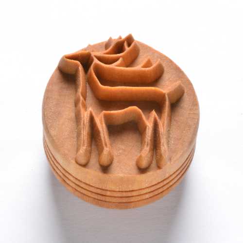 Scl-096 Large Round Stamp – Reindeer Outline