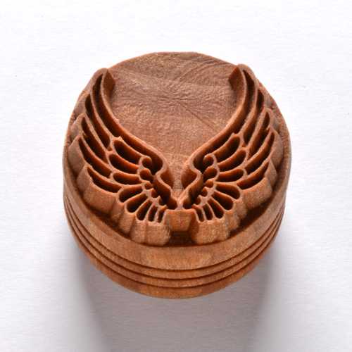 Scl-101 Large Round Stamp – Angel Wings