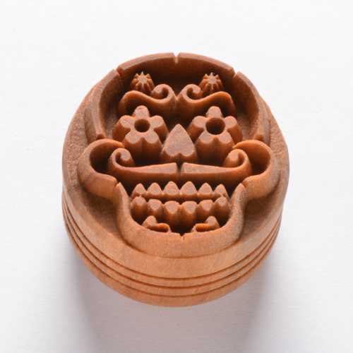 Scl-107 Large Round Stamp – Day of the Dead Skull
