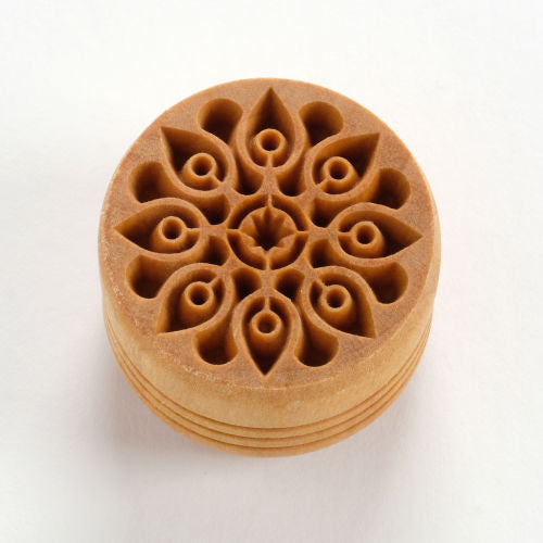 Scl-162 Large Round Stamp &#8211; Peacock Mandala