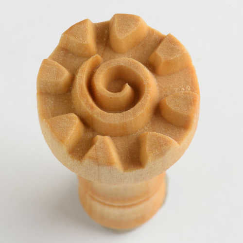 Scm-120 Medium Round Stamp – Inner Spiral