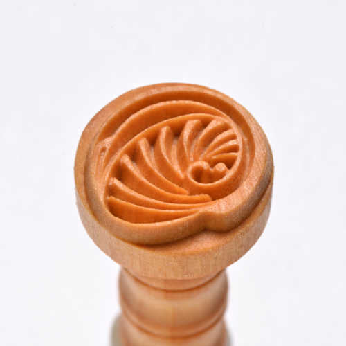 Scm-192 Medium Round &#8211; Spiral Wave