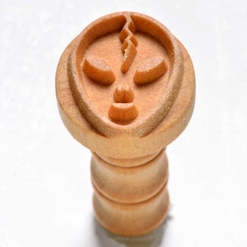 Scm-205 Medium Round Stamp &#8211; Alien Head