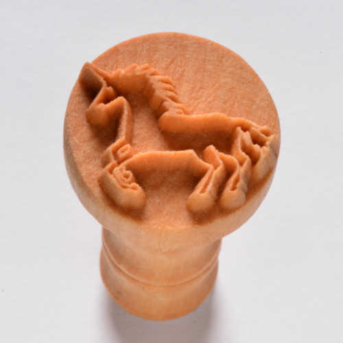 Scm-212 Medium Round Stamp – Unicorn 1