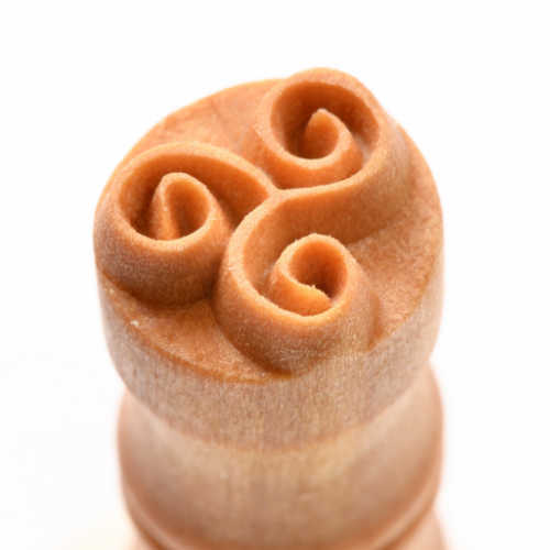 Scs-118 Small Round Stamp &#8211; Tri Spiral