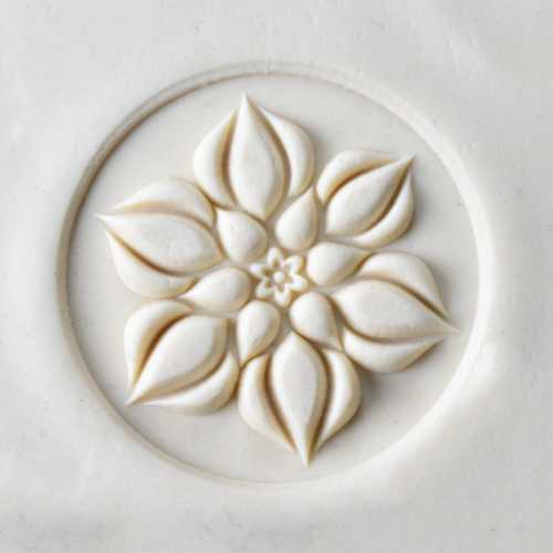 Scxl-046 Extra Large Round Stamp &#8211; Lotus Buds