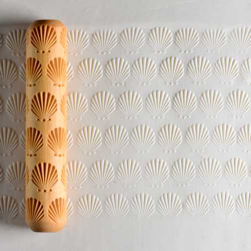 BHR-129 Big Hand Roller &#8211; Scallop Shells