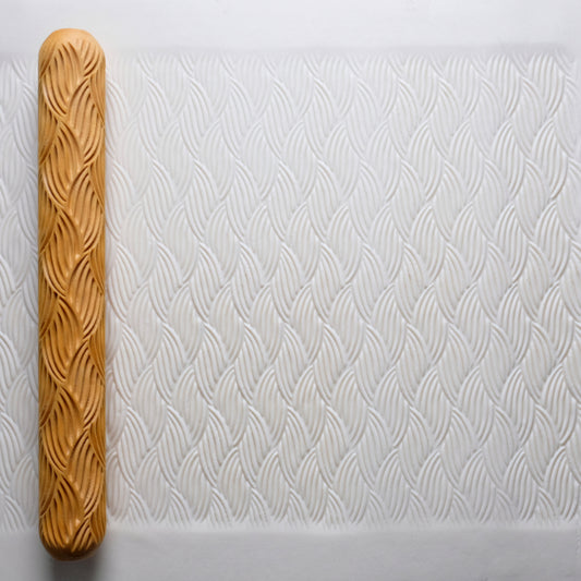 LHR-025 Long Hand Roller – Small Woven