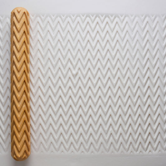 LHR-032 Long Hand Roller – Zigzag